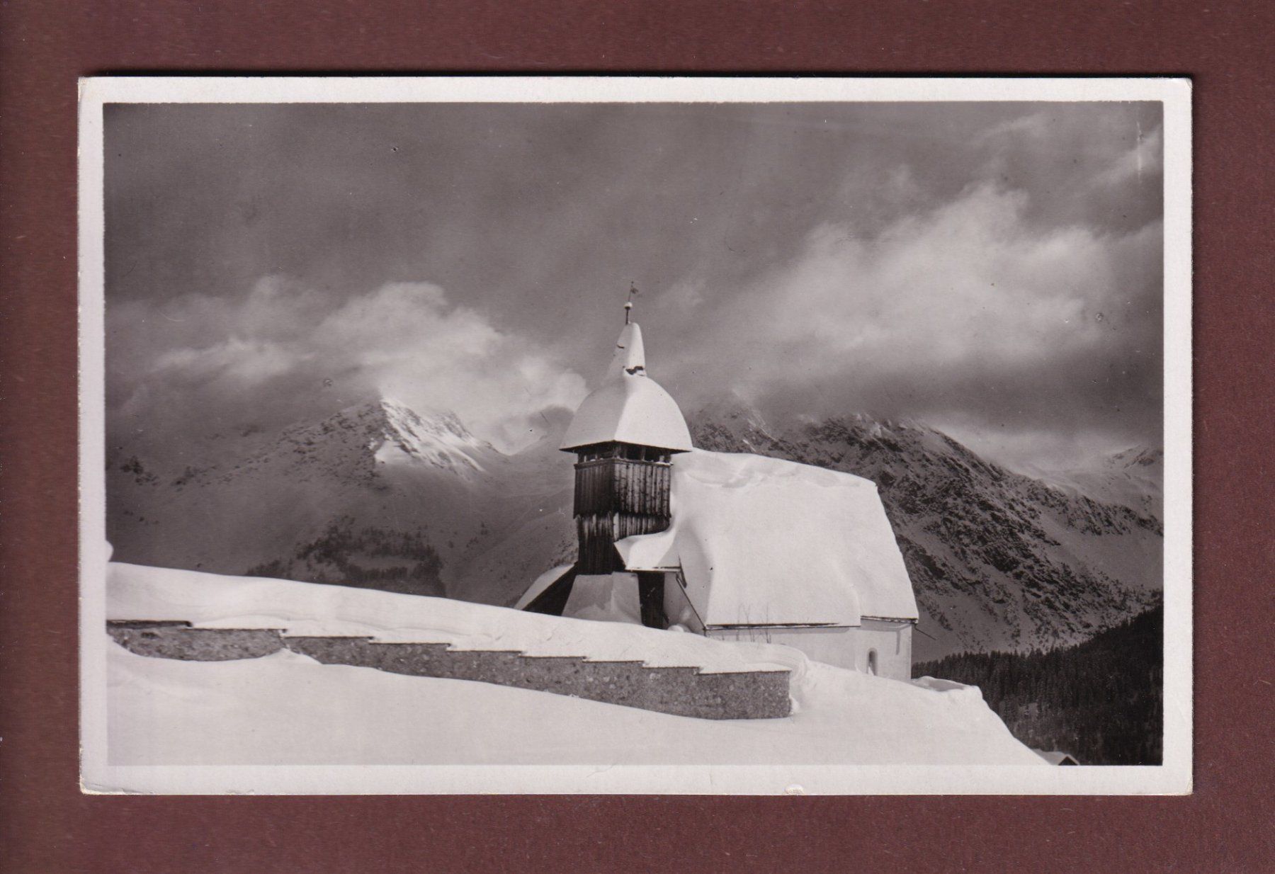 Cartoline postali: AROSA - Altes Bergkirchlein - 1939 – Usato da Pully venduto da nicecards-shop