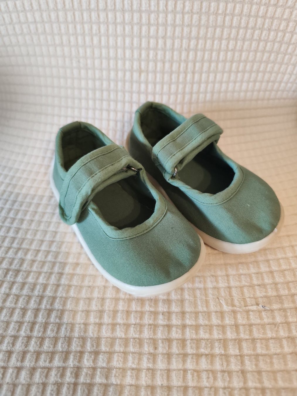 Scarpe per ragazzi: Schuhe - gr. 24 – Nuovo (secondo la descrizione) da Reinach BL venduto da chilller92