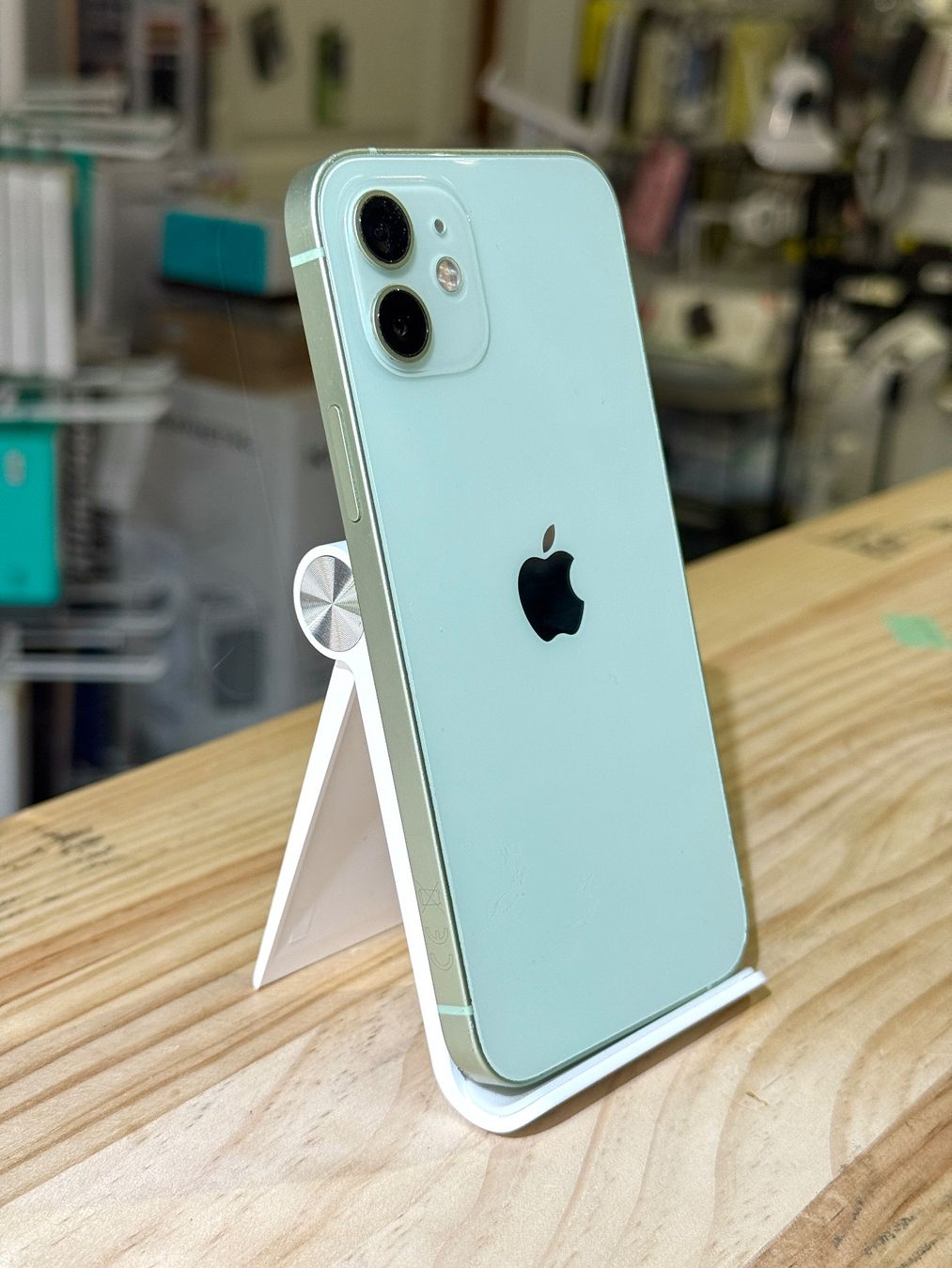 Apple Telefoni cellulari / Smartphones: Châssis Complet iPhone 12 vert-Connecteur de Charge+Batterie – Usato da Morges venduto da DA-repa 2