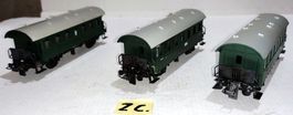 ZC) Trix Express Einheits-Personenwagen, 3xGrün