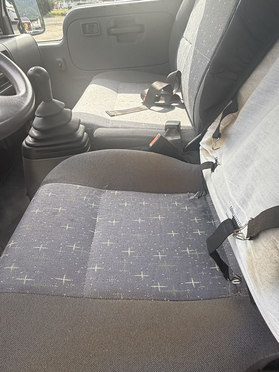 Nissan Nutzfahrzeuge: Nissan – Gebraucht aus Muralto von Flow1975 5