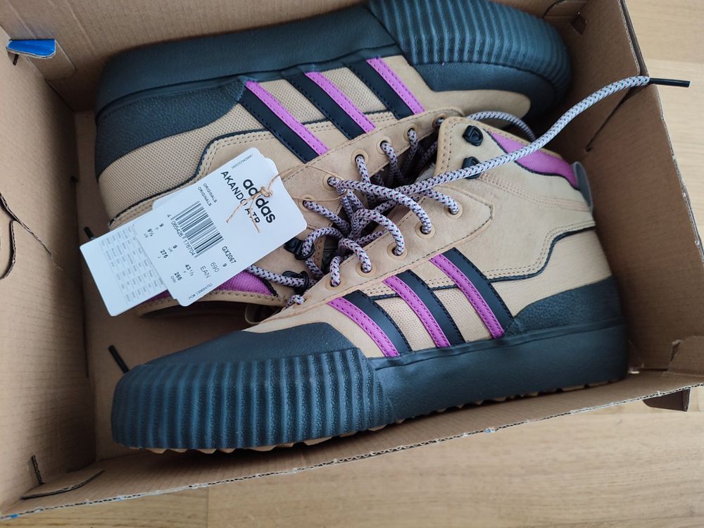 Adidas Akando ATR Sneaker (Neu und originalverpackt) in Horw für CHF 40 ...