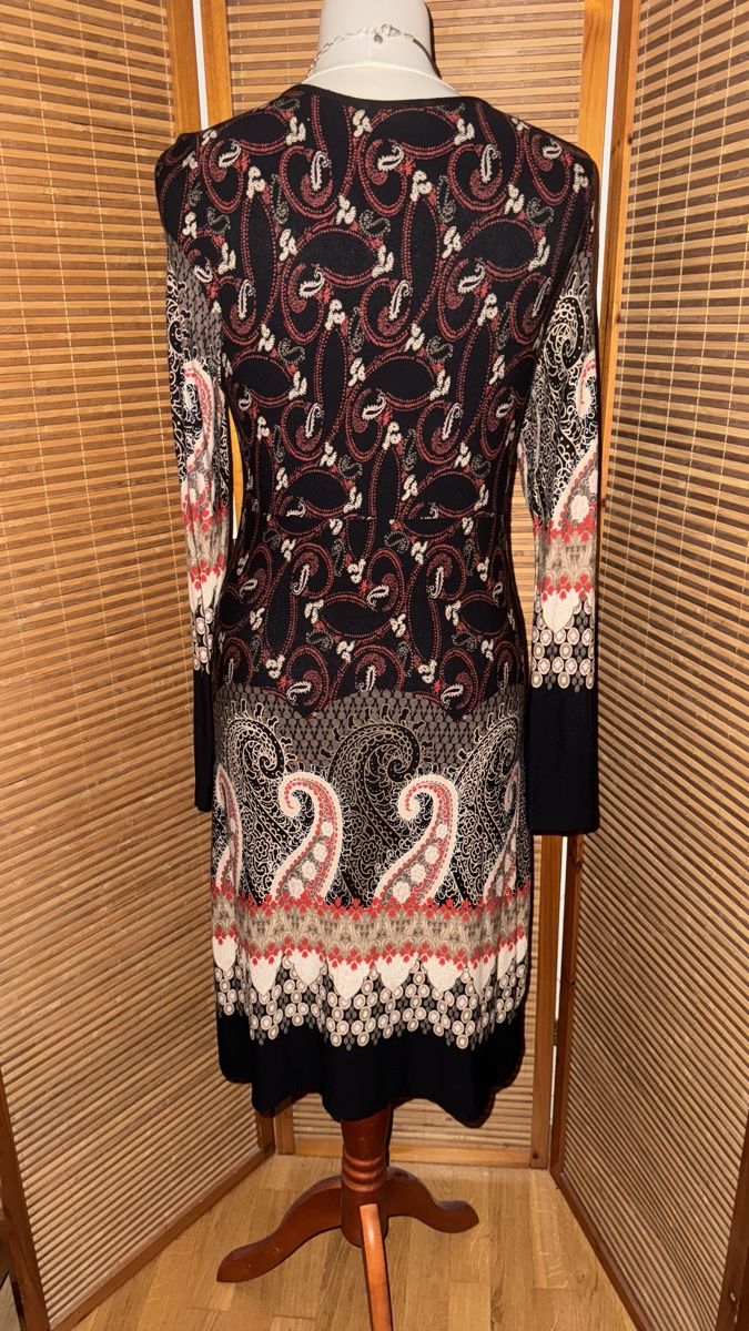 Vestiti: Hübsches Kleid von Aniston, 42 – Usato da Gümligen venduto da morticiaaddams 2