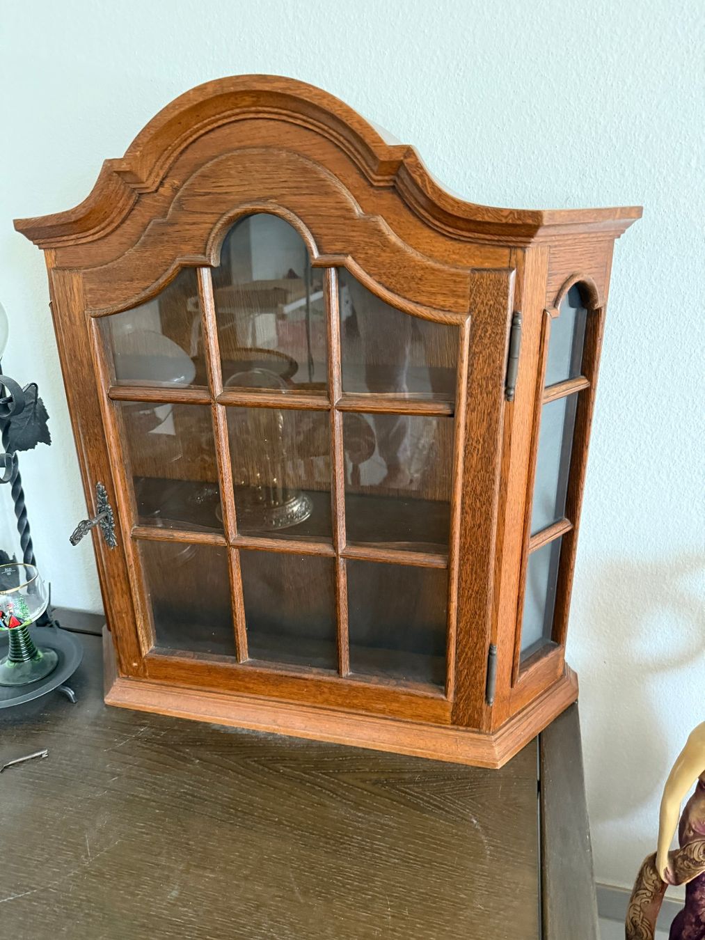 Vetrine: Glasvitrine aus Holz – Usato da Stein AG venduto da Svenbobo
