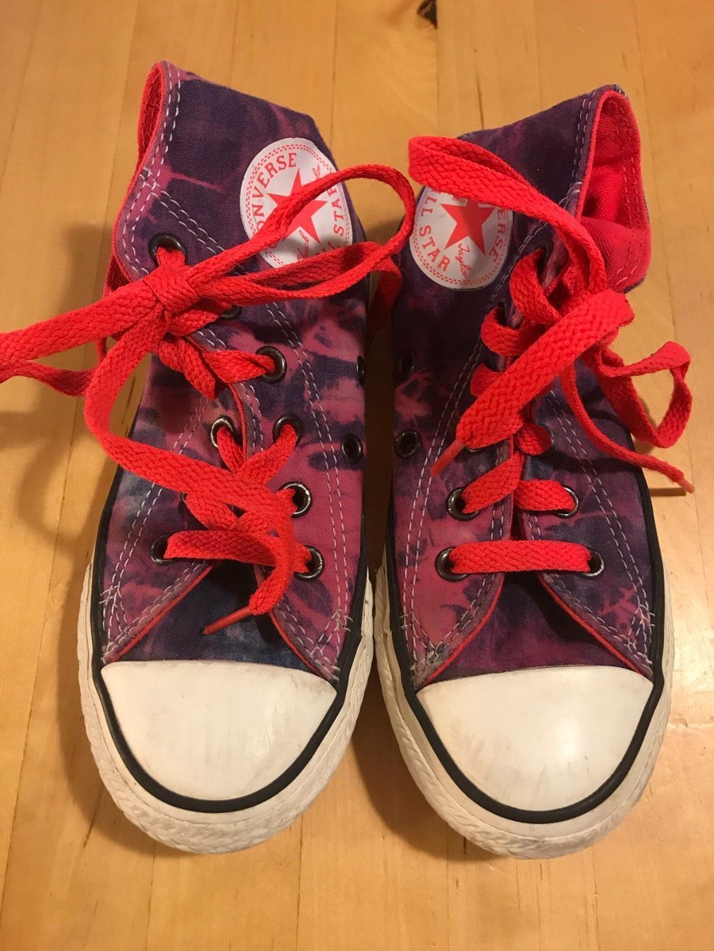 Converse Schuhe für Mädchen: Converse Turnschuhe – Gebraucht aus Spiez von HomeShoppingSpiez