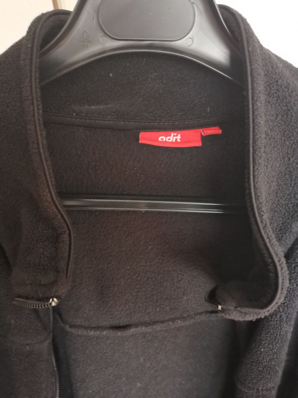 Vestes: Veste zippée « sweat » – D'occasion à Courtepin par mara_1808 1
