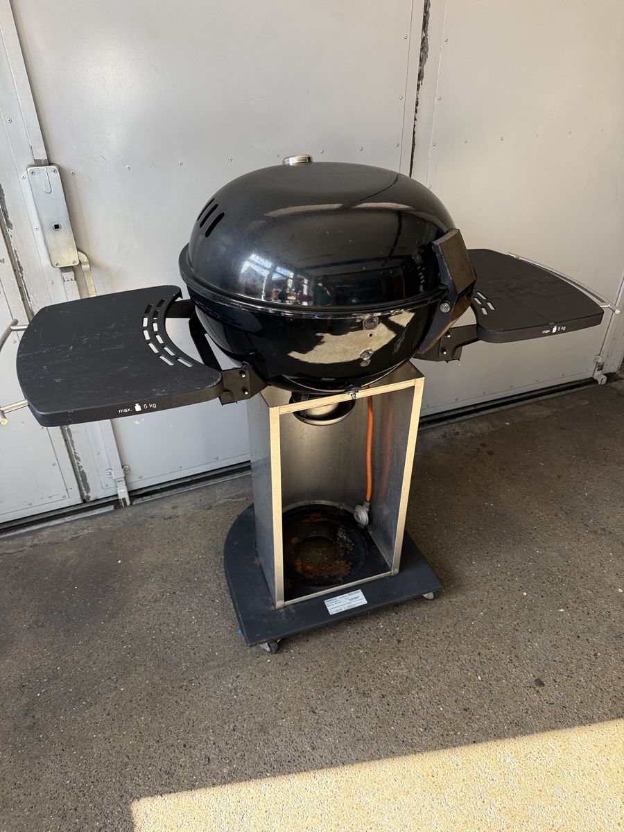 Griglie: Outdoorchef Geneva 570 G mit neuem Grillrost – Usato da Pfungen venduto da 3LGK158 2