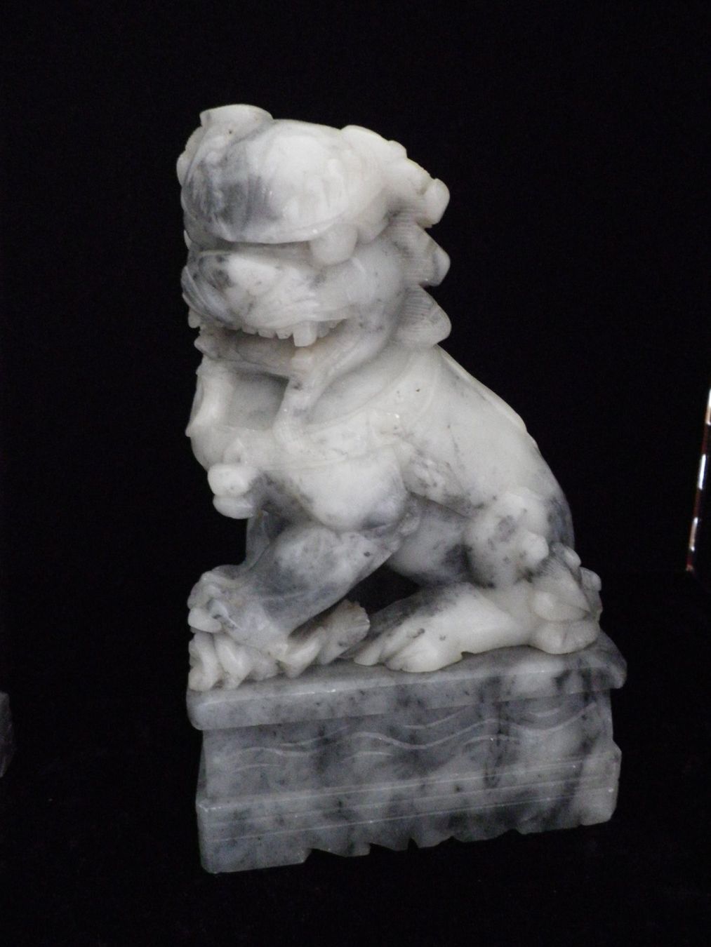 Statuette: Zwei Fu Hunde aus Marmor – Usato da Reinach BL venduto da Annodomini 2