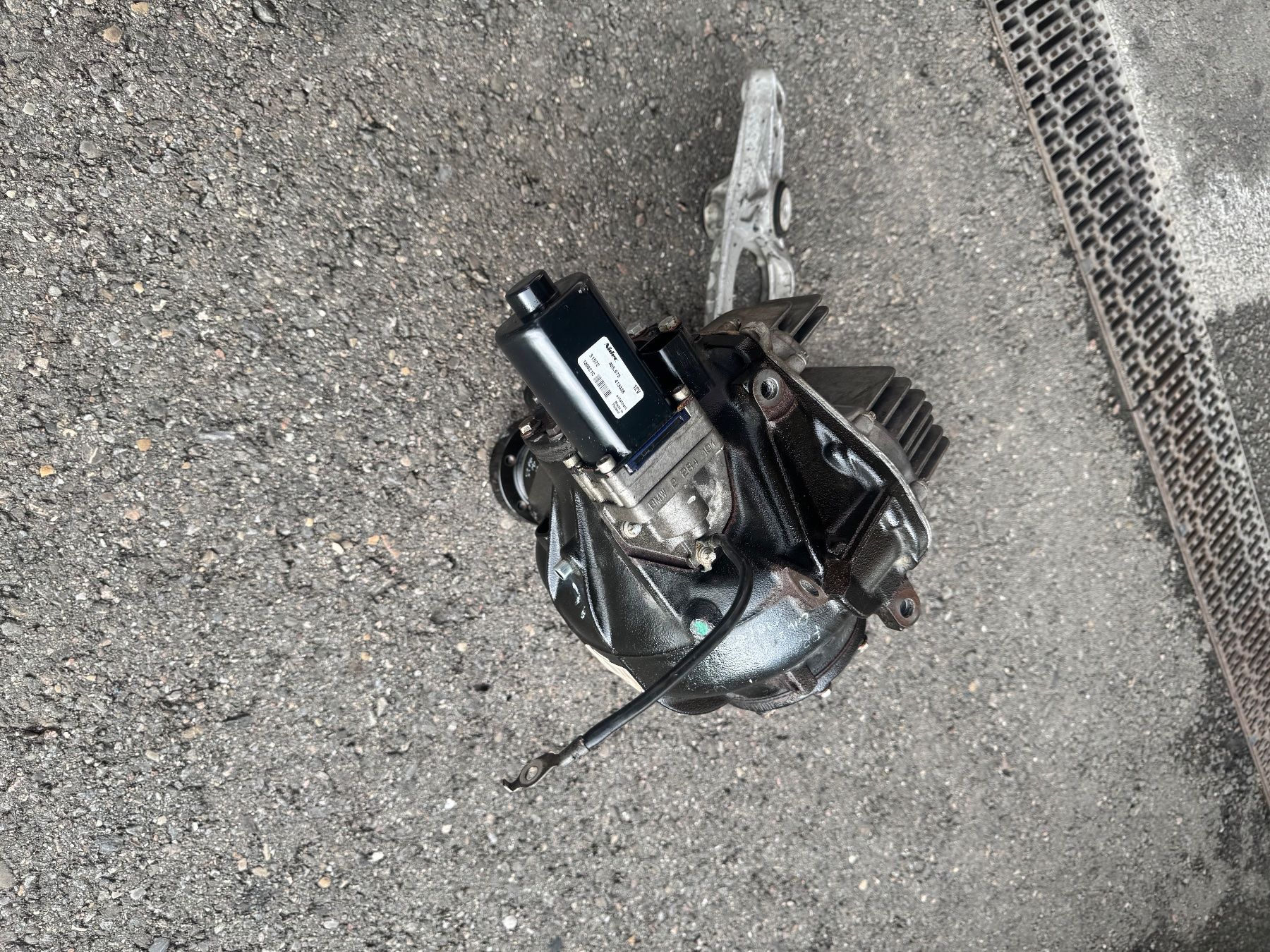 BMW Alle Autoersatzteile: BMW M5 F10 Sperrdifferential – Defekt aus Meilen von SimoKutlin46 5
