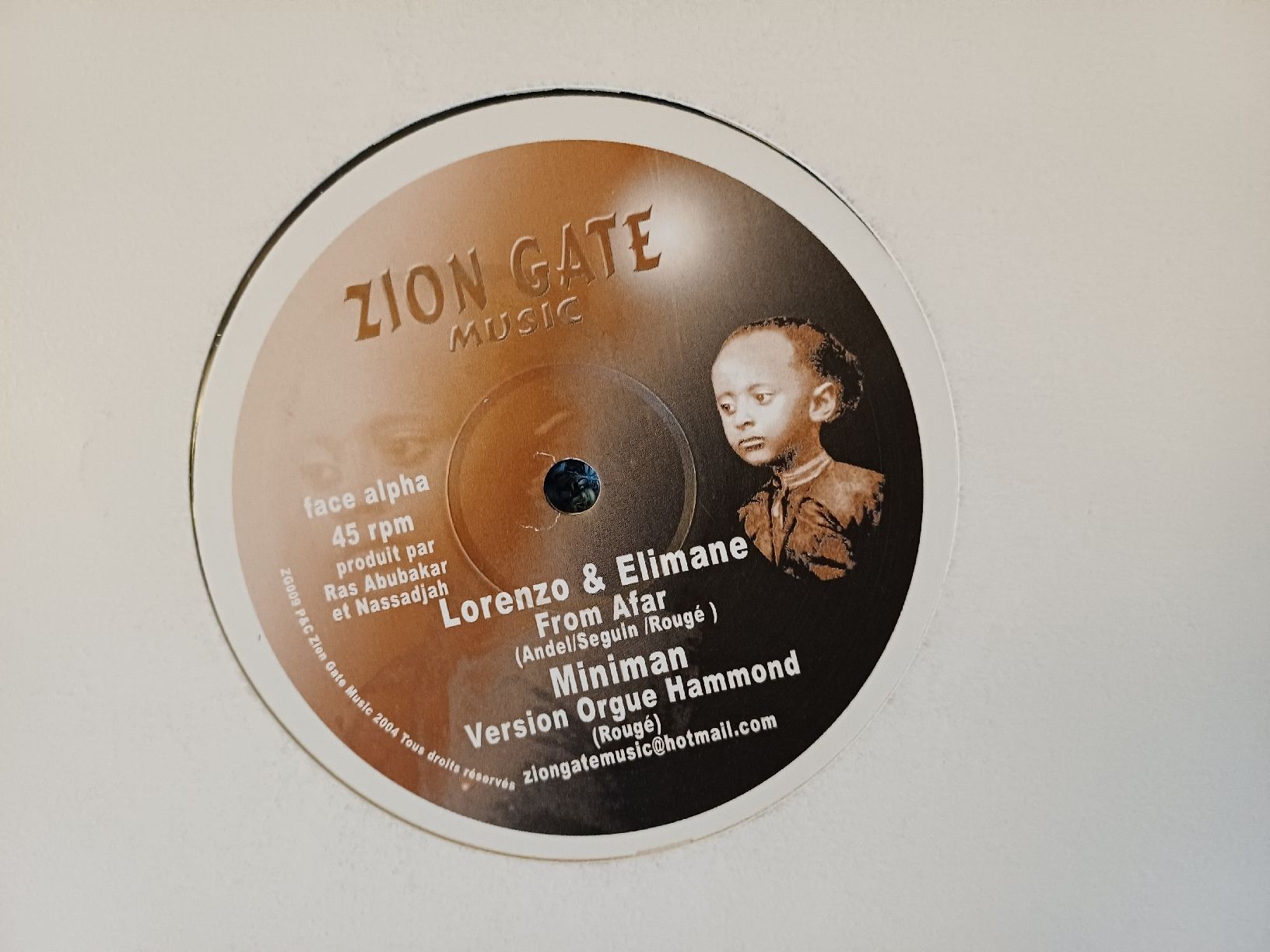 Dischi in vinile: Lorenzo & Elimane "From Afar" 12" – Usato da Begnins venduto da Drastic-Sound
