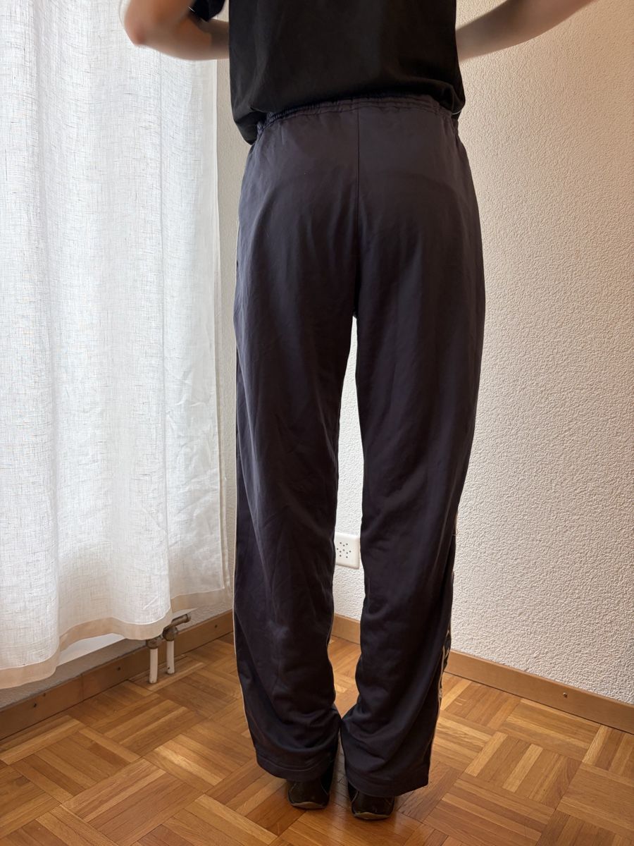 Kappa Pantaloni: Kappa Jogging Vintage – Usato da Fribourg venduto da ani_qj7v 5