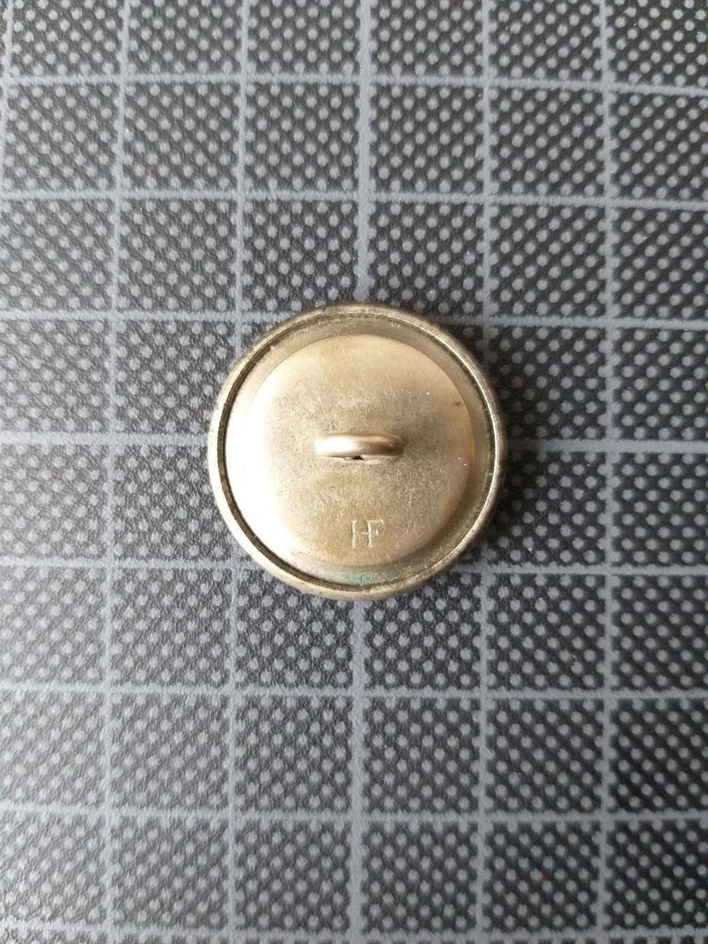 Schweizer Armee Uniformen: Uniformknopf Ord. 1914 16 mm grau HF – Gebraucht aus Bauma von SwissMilitaria 1