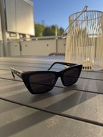 Saint Laurent Sonnenbrille, schwarz