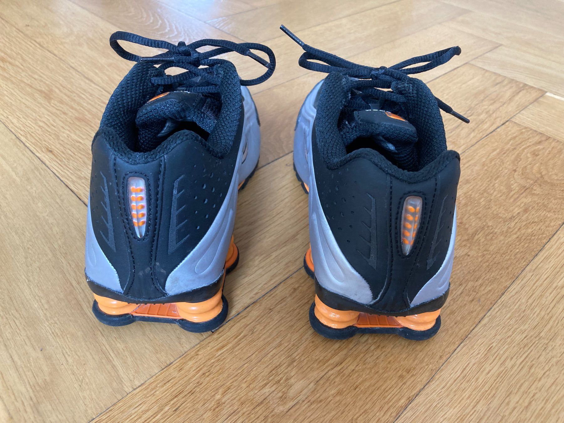 Nike Damenschuhe: Nike Shox R4 – Gebraucht aus Biel/Bienne von NoaBra 2