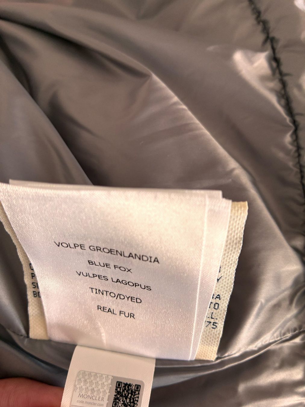 Moncler Jacken: Moncler Damen Winter Jacke – Neu (gemäss Beschreibung) aus Meilen von Fuchs_T 4