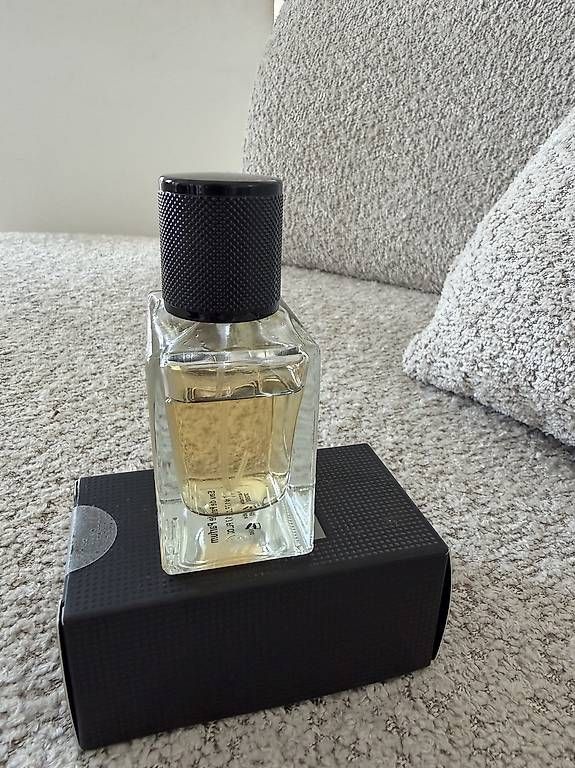 Profumi & Eau de Toilette: Luvre Franco Parfüm – Usato da Dietikon venduto da Prelovedpearls 3