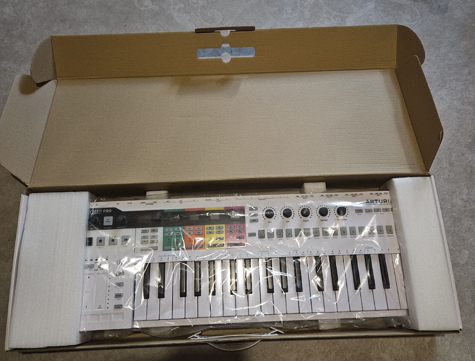 Arturia Musikinstrumente: Arturia Keystep Pro – Gebraucht aus Gossau SG von Funkenflug1040 2