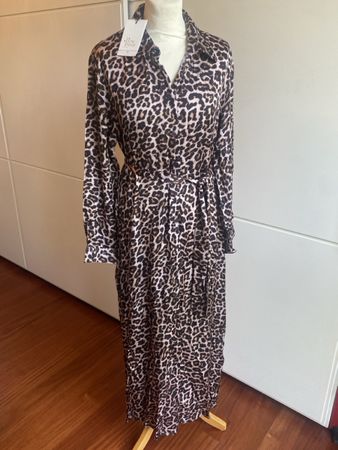 Kleid LA PETITE ETOILE Leomuster Grösse M neu mit Etikett
