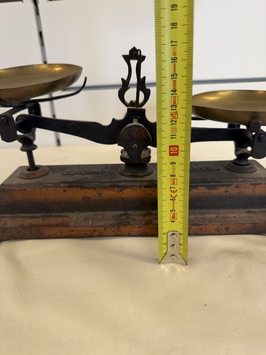 Bilance e pesi: Balance ancienne en laiton et fer  – Usato da montreux venduto da Always-Good 8