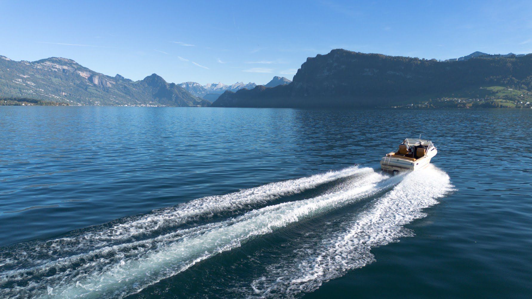 Boote: Motorboot Benzin Winner Viscount – Defekt aus Horw von Caminada 2