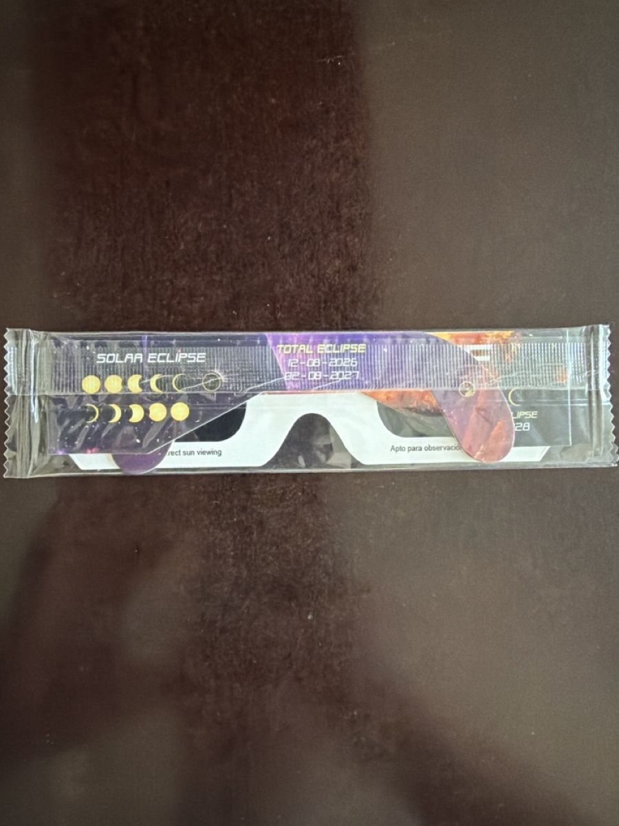 Brillen & Gläser: Lunette Éclipse  – Neu und originalverpackt aus Lausanne von que_5xhd 1