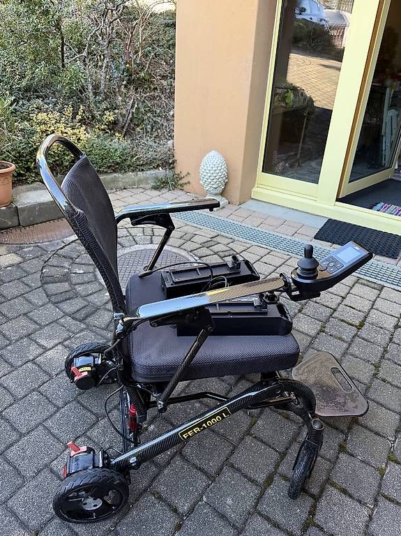 Sedie a rotelle: Top Elektro Rollstuhl, leicht  – Usato da Liestal venduto da patakuna 1