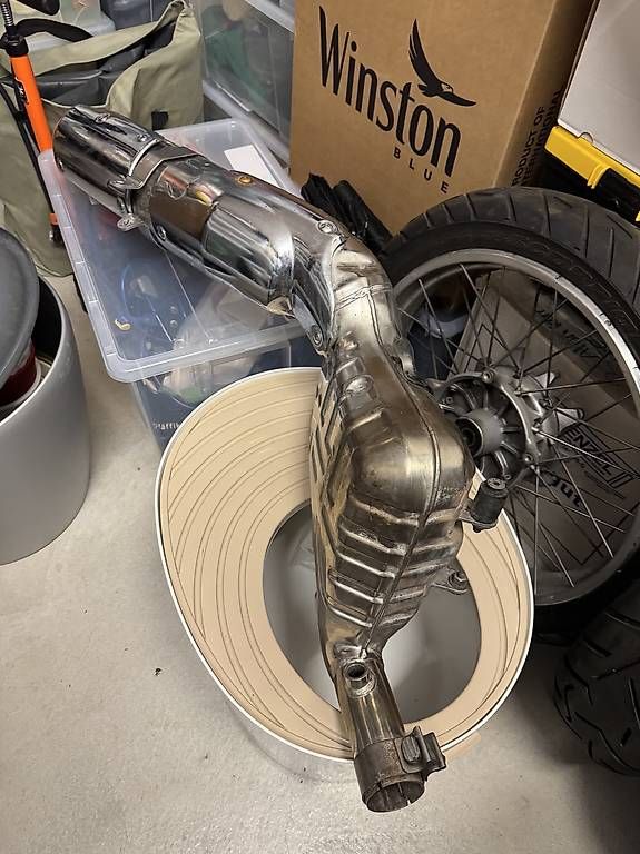 BMW Sistemi di scarico: BMW R1100GS Auspuff mit KAT – Usato da Pfäffikon ZH venduto da PC86 4