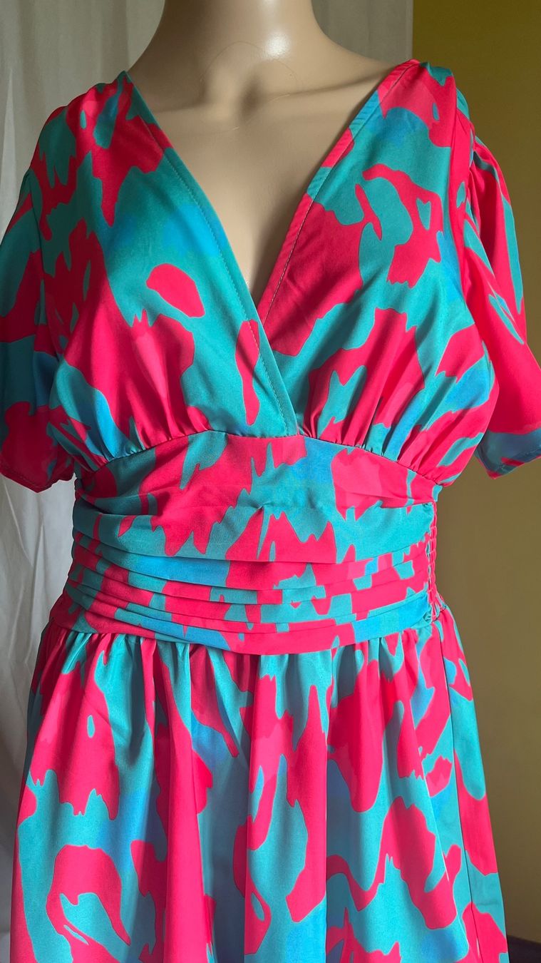 Robes: SOMMERKLEID GR S NEU – Neuf (Voir description) à Pfäffikon ZH par Ruth8 2