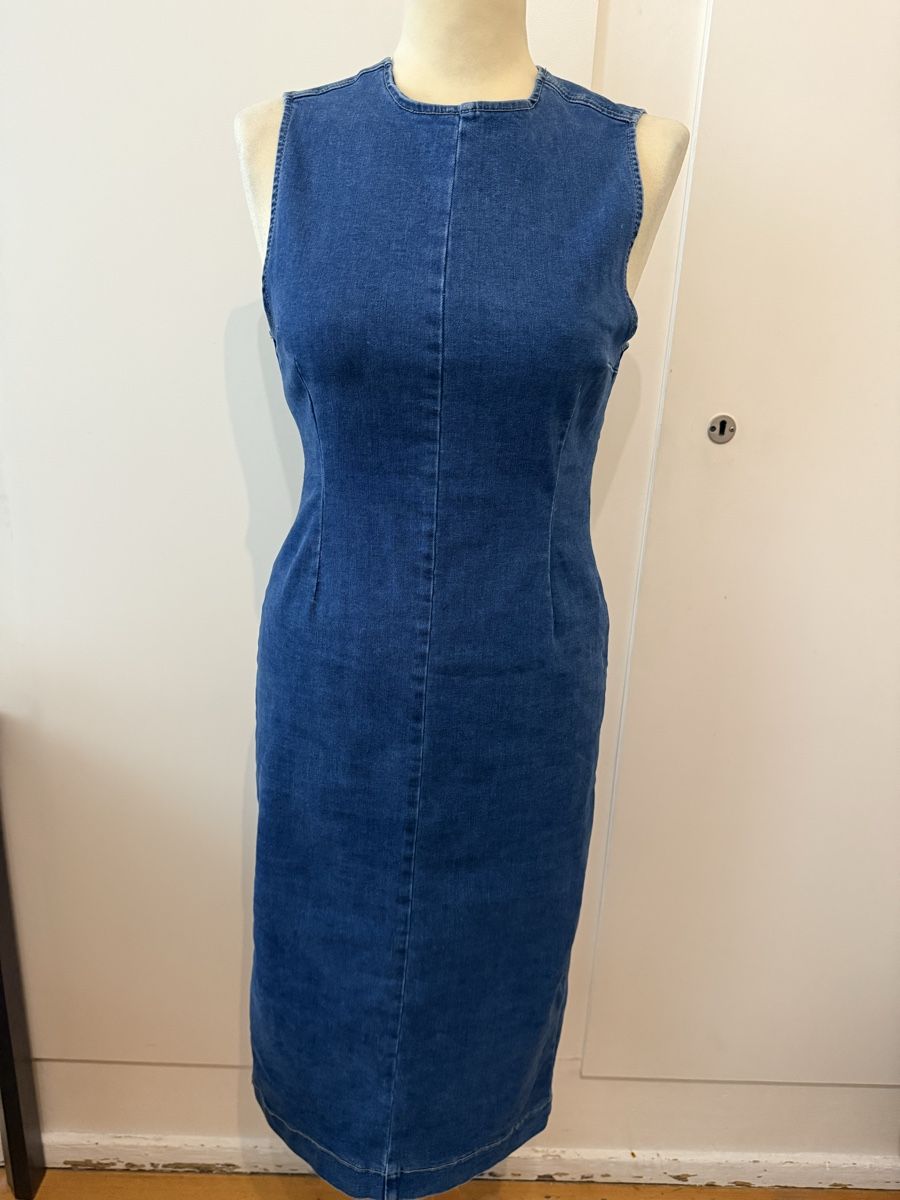 Vestiti: Robe en jeans sans manche – Nuovo (secondo la descrizione) da Le Locle venduto da tchanatakoua