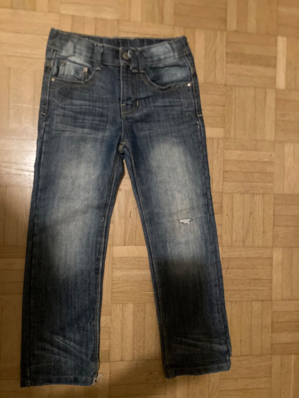 Pantalons: Jeans Kinder Grösse 116 – D'occasion à Zürich par strampli1216