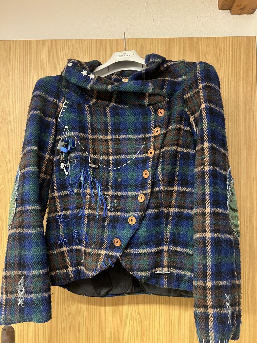 Desigual Lotti di vestiti: Damen Klamotten – Usato da Sils/Segl Maria venduto da Sevenik 1