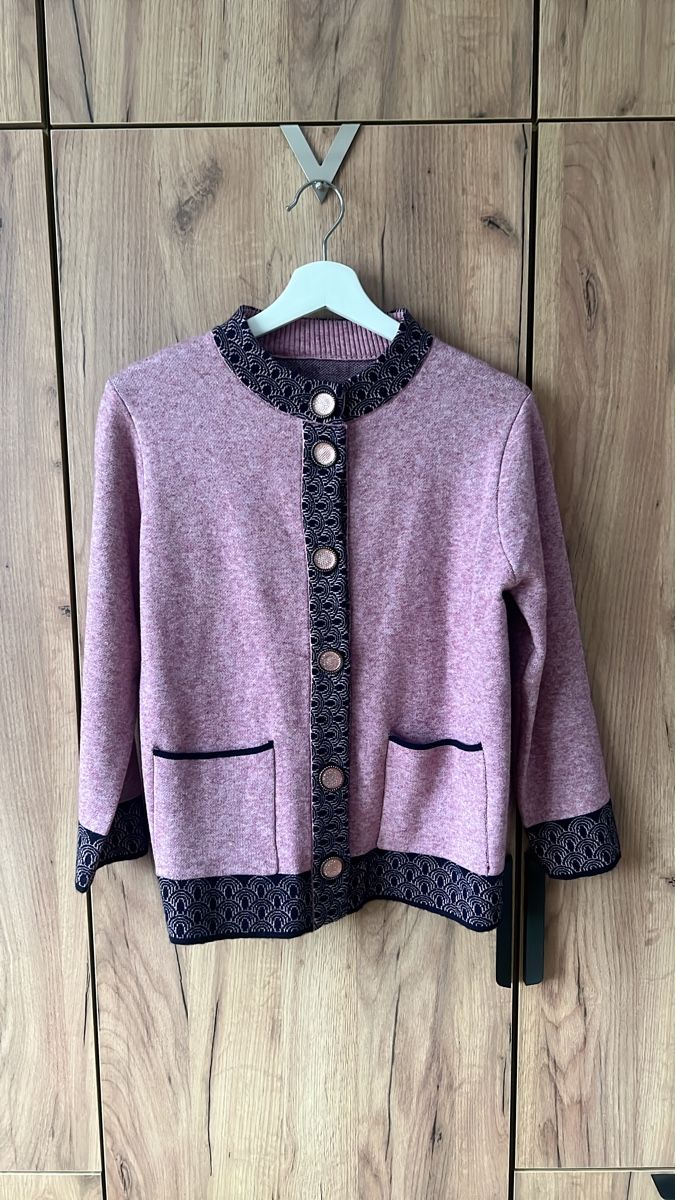 Giacche: Elegante Strickjacke mit schönen Knöpfen – Nuovo (secondo la descrizione) da Seon venduto da Sunny-Schmuck78