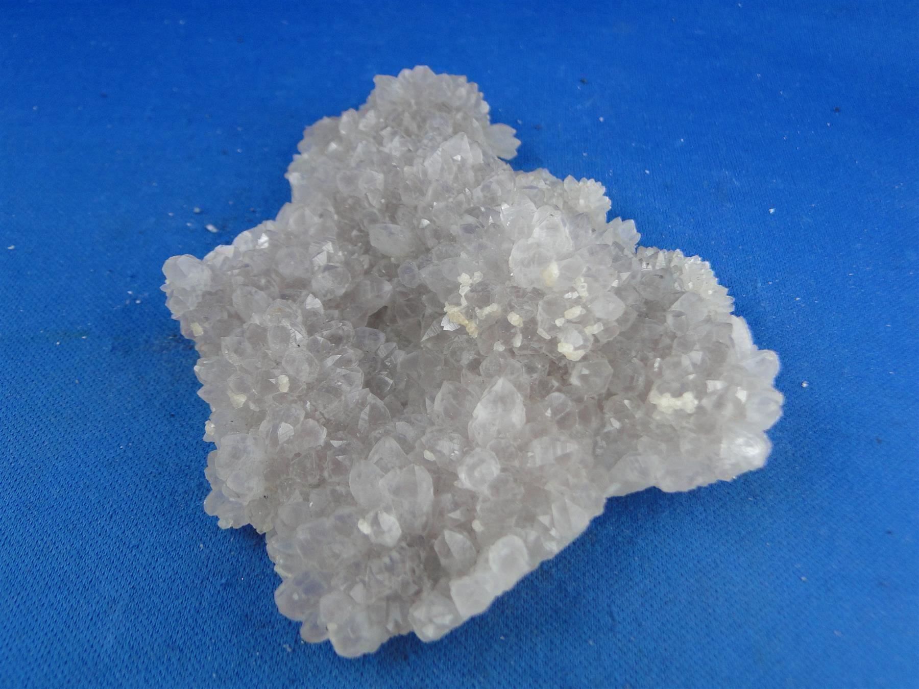 Minerali & Pietre curative: Quartz var Amethyst – Usato da Schinznach Bad venduto da Demerald 5