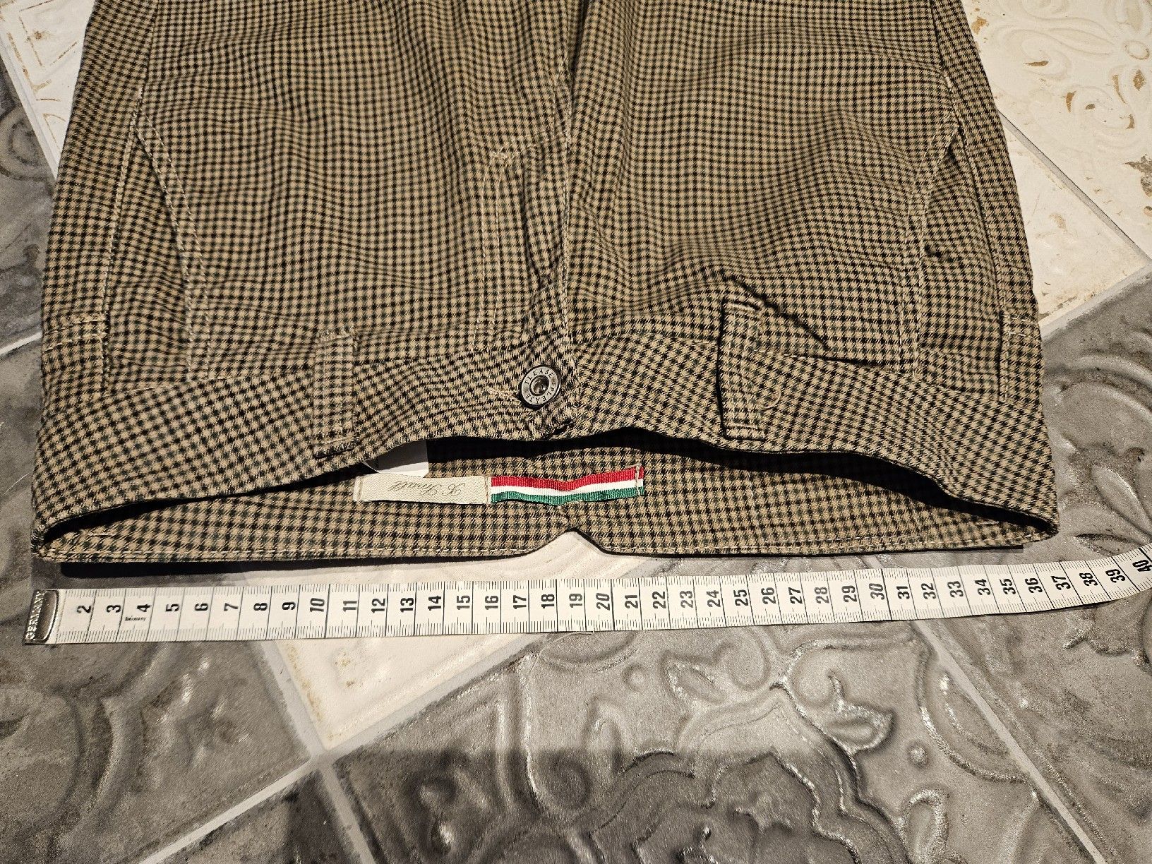 Pantaloni: Damen Hose gr. 36 – Usato da Plasselb venduto da Mabischer 2