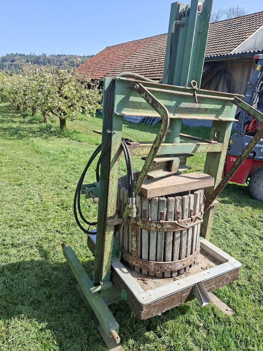 Bucher Tutte le macchine: Mostfritz Hydraulisch.Trauben und Obstpresse – Usato da Rüfenach AG venduto da sch_p8zw