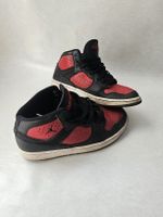 Jordan Turnschuhe schwarz rot Grösse 39 gebraucht