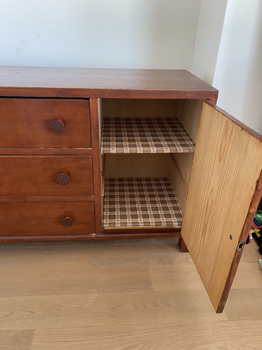 Credenze: Antikes schlichtes Sideboard aus den 30erJahren – Usato da Niederrohrdorf venduto da StefMont 1