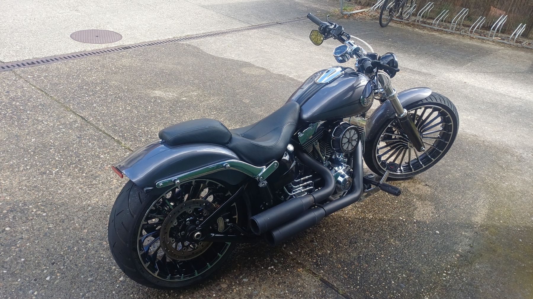 Harley-Davidson Chopper: Harley Davidson Breakout 103 35kw – Usato da Gelterkinden venduto da Mantafreack 1