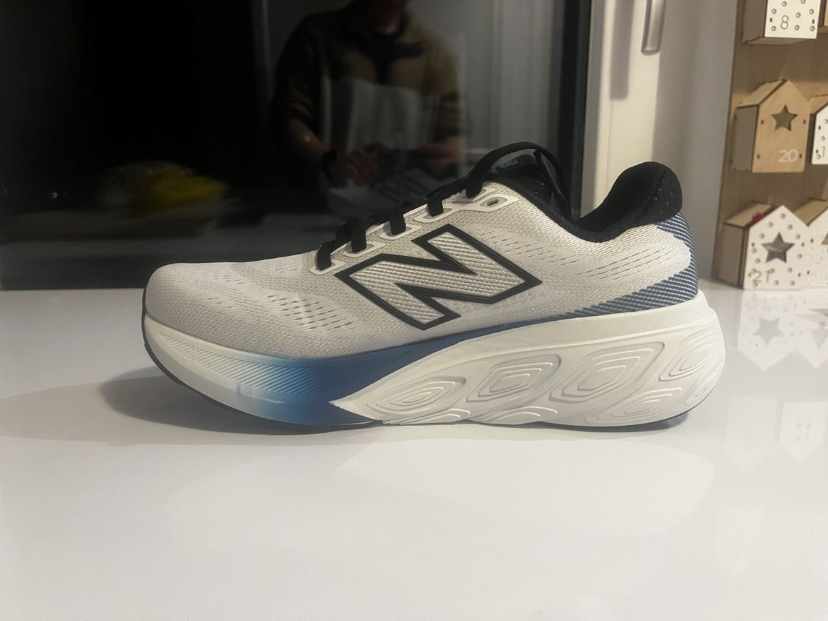 New Balance Scarpe da uomo: New Balance 880 V15 – Nuovo e nell'imballaggio originale da Urdorf venduto da laurin.decrom 2
