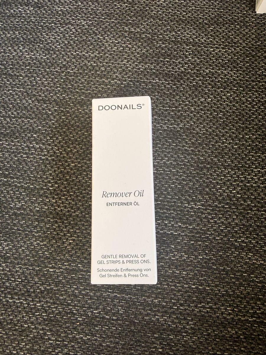 Unghie finte: DOONAILS Remover Oil - NEU – Nuovo e nell'imballaggio originale da Zollikofen venduto da S.Hontas