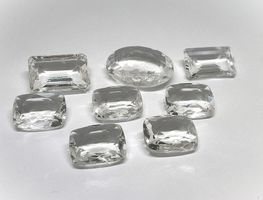 Lot 8x Quartz clairs 96.90 ct - Valeur 387.- Fr