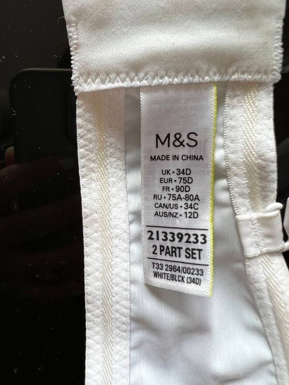 Autres dessous: M&S BH, Weiss, Gr. 75D – Neuf avec emballage d'origine à Riehen par edu_92w7