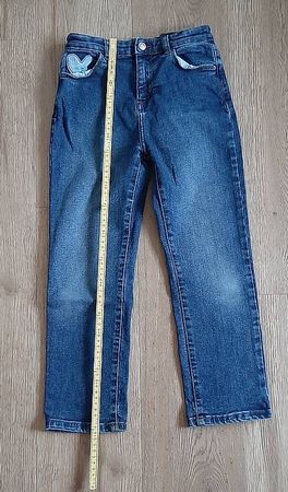 Schöne Mädchen-Jeans blau von Vertbaudet Gr. 128