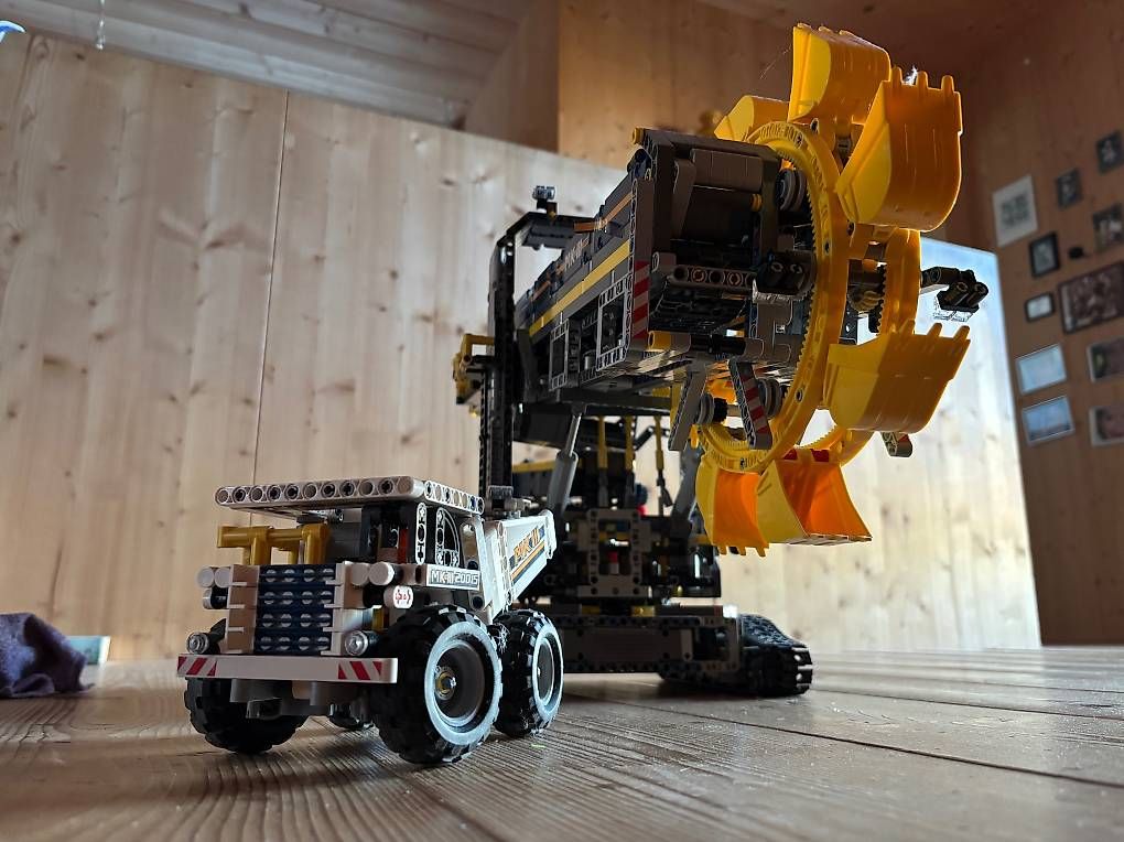 Jeux de construction: Lego Schaufelradbagger  – D'occasion à Wiler b. Seedorf par villaundscheune 2