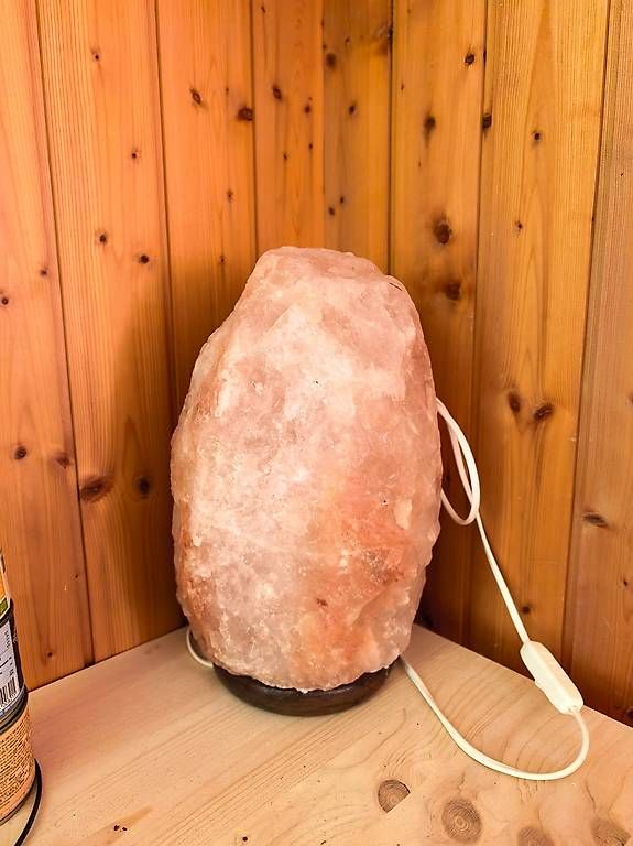 Lampade: Grosse 10kg Salzsteinlampe zu verschenken  – Usato da Urnäsch venduto da foe_ldm6