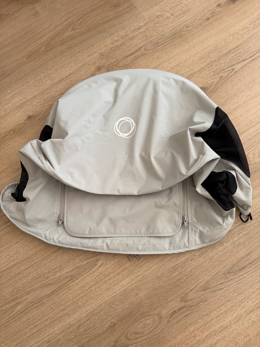 Bugaboo Poussette: Bugaboo Cameleon 3 Breezy Sonnenverdeck grau  – D'occasion à Füllinsdorf par had_kv5k