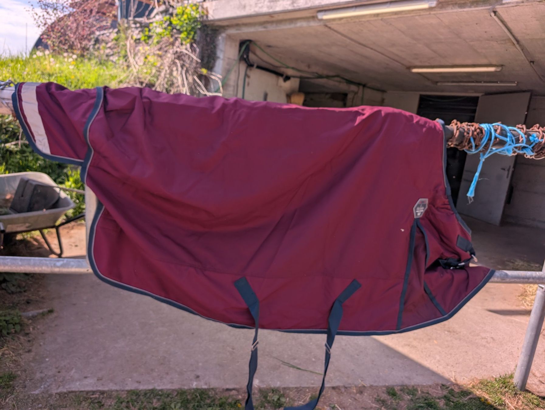 Felix Bühler Coperte: Regendecke Perfect Fit – Usato da Zwillikon venduto da martinza 1
