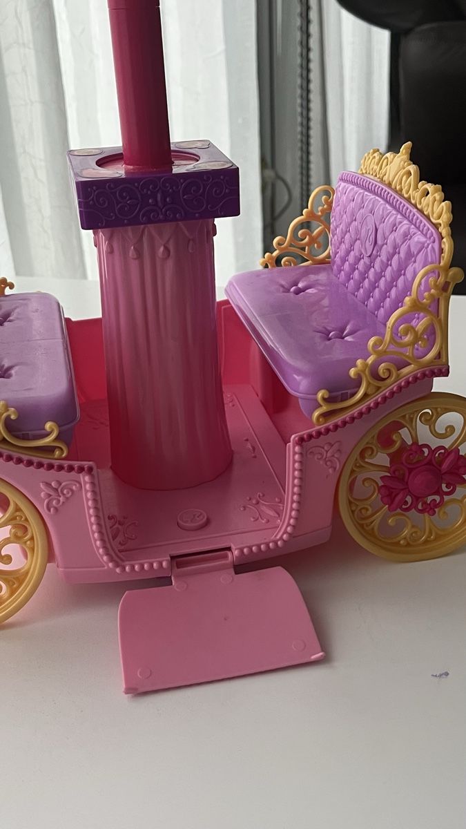Disney Spielzeuge: Barbie-Kutsche – Gebraucht aus Steinmaur von RosaliaT 1