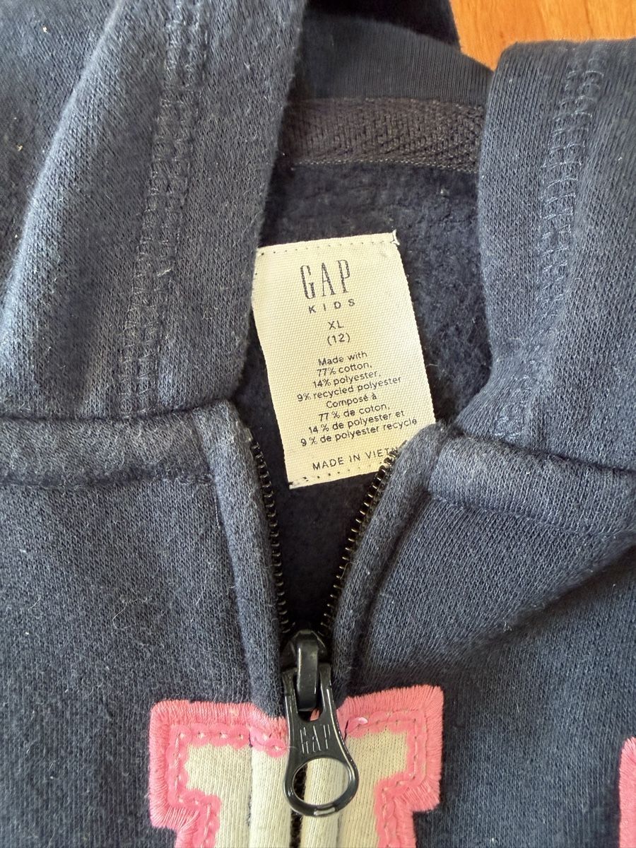 Gap Maglioni & Felpe: GAP Zip Hoodie / Kapuzenpullover, Gr. 152/158 – Usato da Niederhelfenschwil venduto da simae02 1