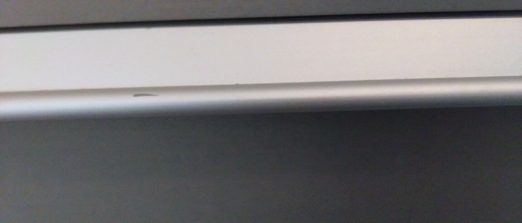 Cassettiere: Schöne Kommode mit Glasabdeckung – Usato da Schliern b. Köniz venduto da Schnumy 5
